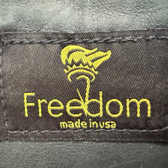 Genuine Leather Boho/Texas Chic Crossbody w/Fringe & Beads by FREEDOM Leathers - Picture 4 of 16